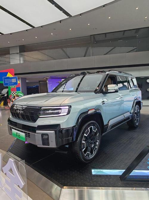 广州237比亚迪方程豹硬派越野的爆款，英菲尼迪35周年与你共成长